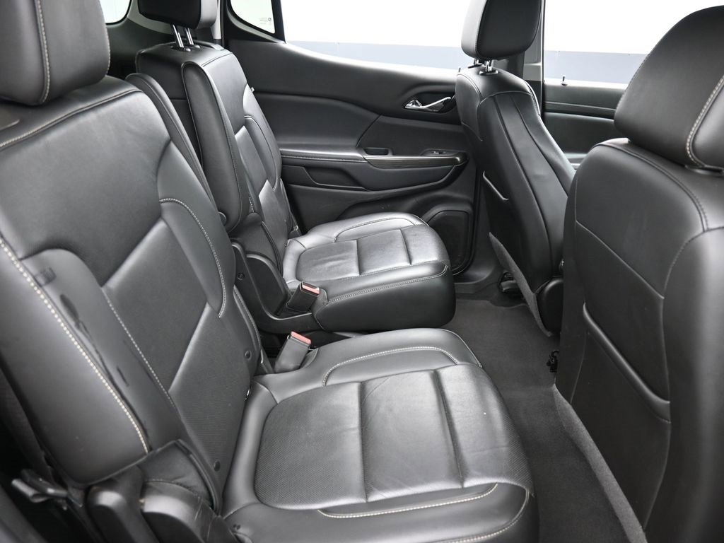 Used 2021 GMC Acadia SLT w/ Elevation Edition image 16