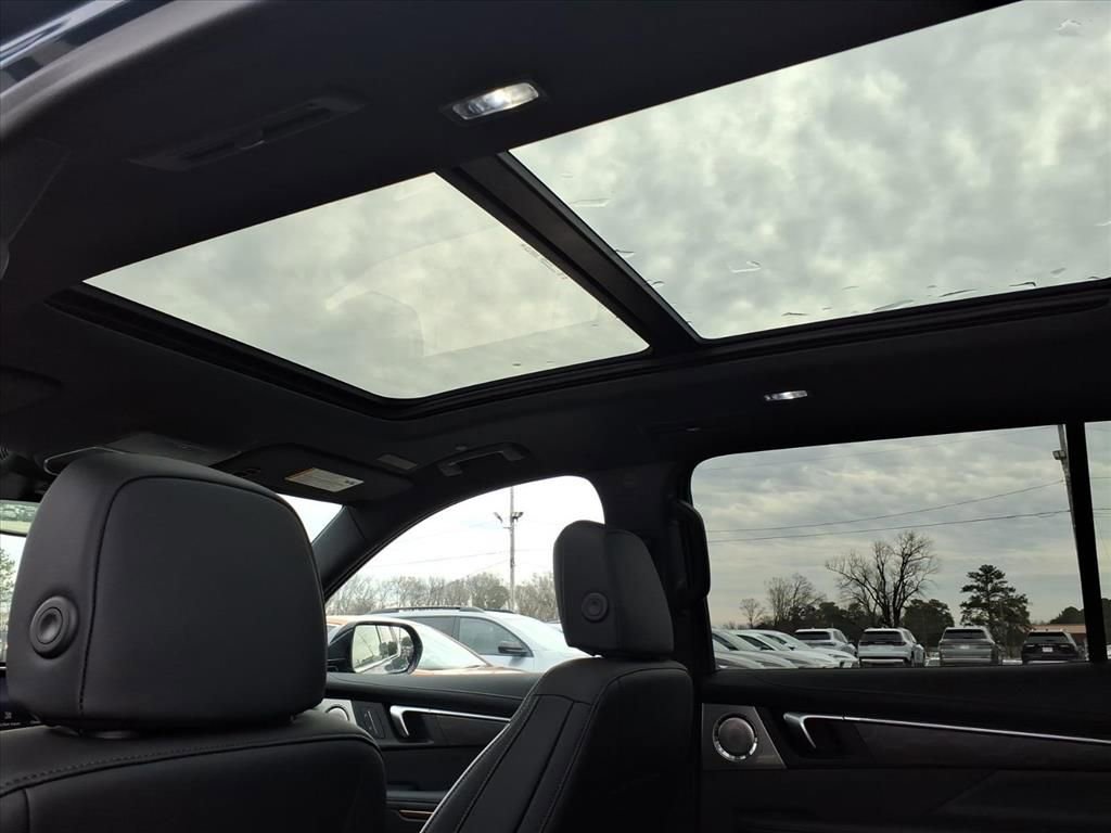 New 2026 Buick Enclave Avenir image 15