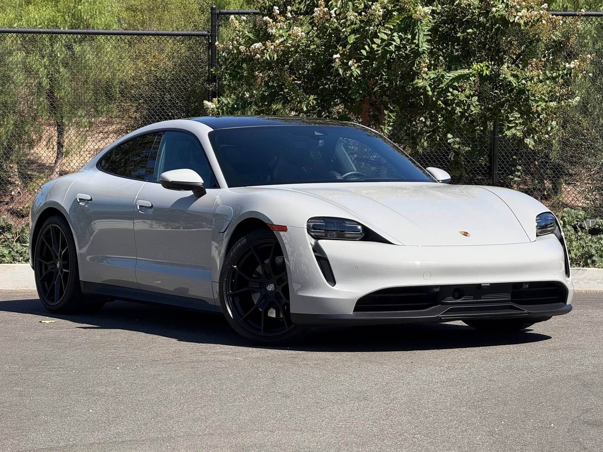 Certified 2023 Porsche Taycan RWD image 9