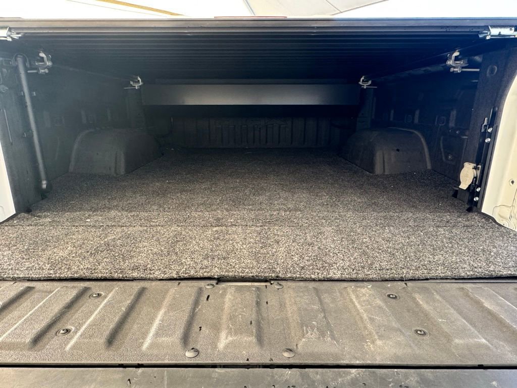 Used 2024 GMC Sierra 1500 AT4X image 14