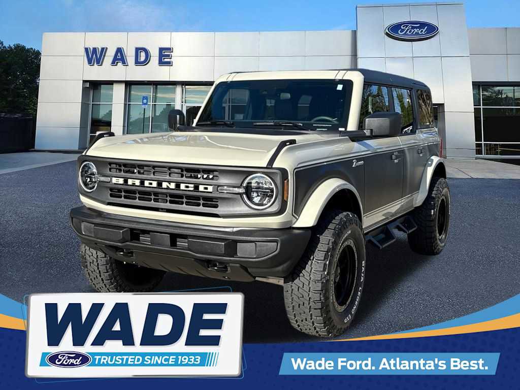 New 2025 Ford Bronco 4-Door image 1