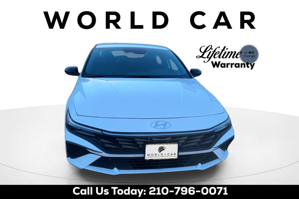 Certified 2025 Hyundai Elantra Sport image 8