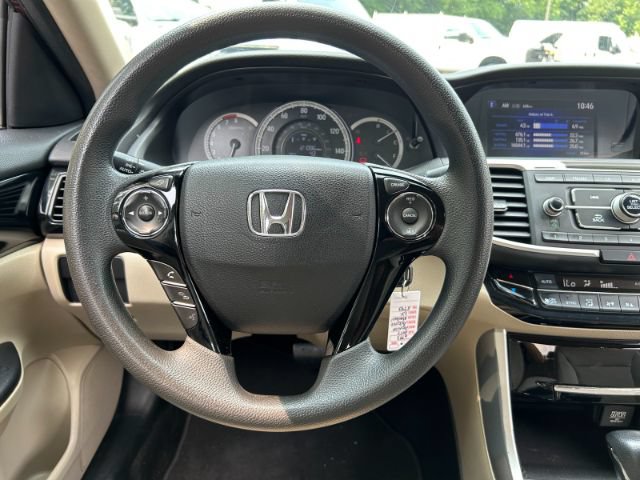 Used 2017 Honda Accord LX image 10