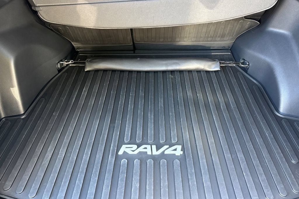 Used 2023 Toyota RAV4 XLE w/ Convenience Package AWD/4WD image 14