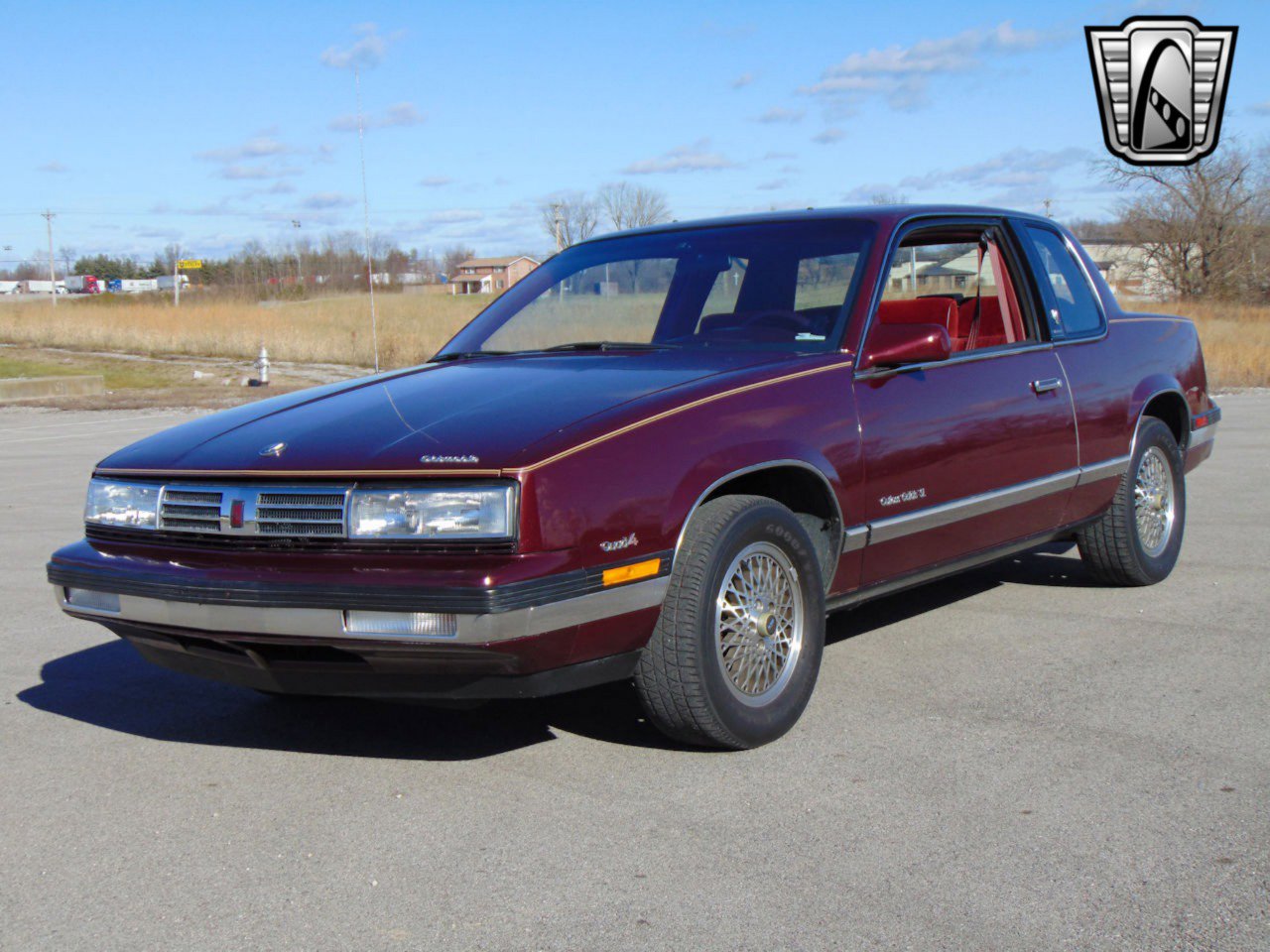 Used 1988 Oldsmobile Cutlass Calais SL image 3
