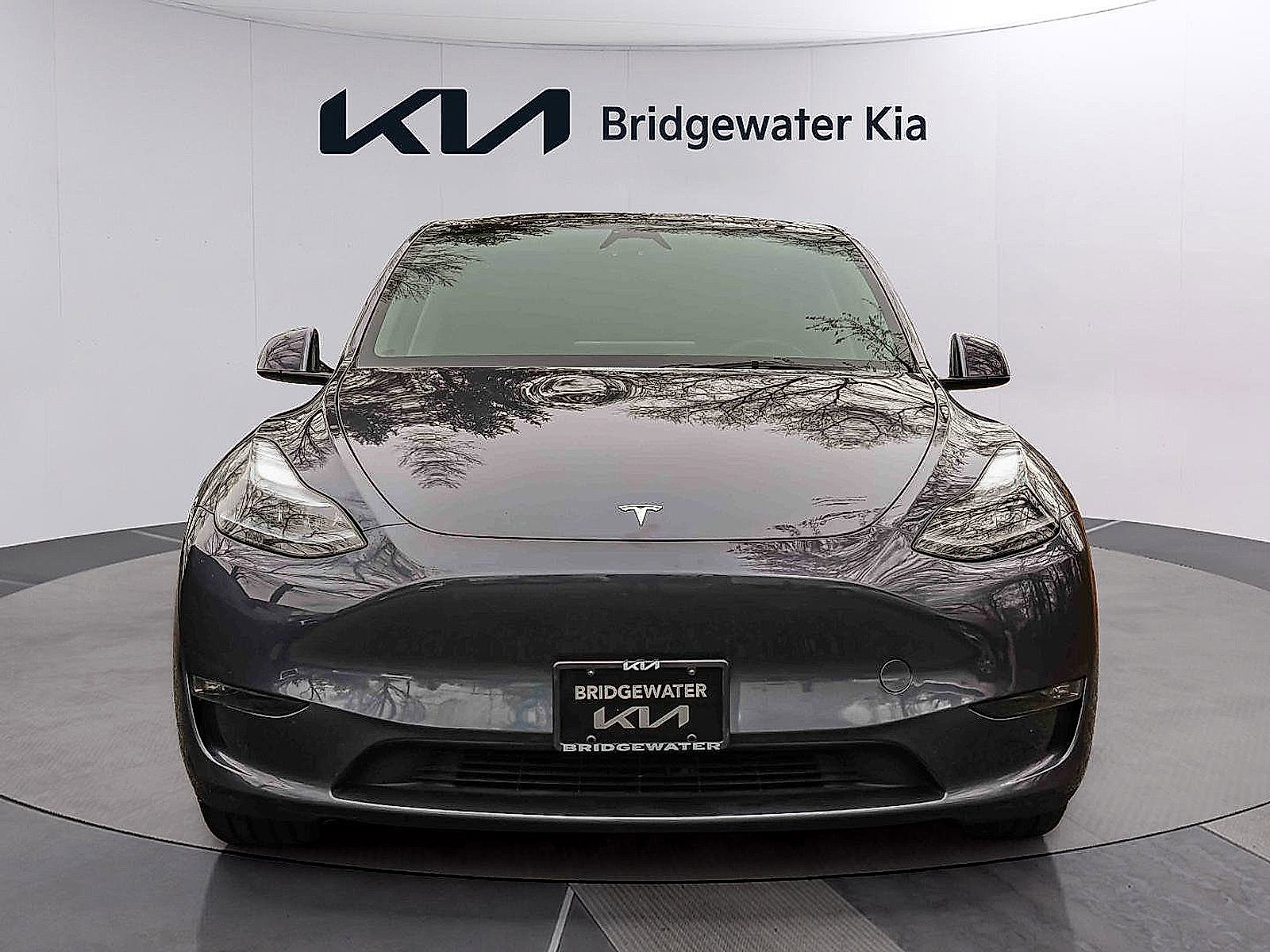 Used 2023 Tesla Model Y AWD image 2