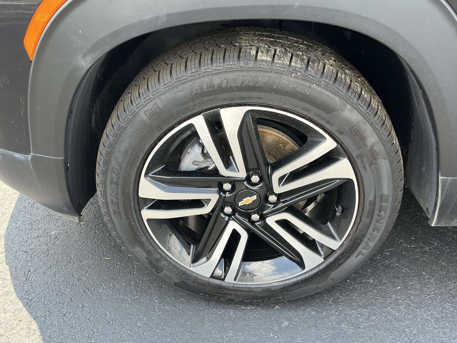 Certified 2023 Chevrolet TrailBlazer LT FWD image 9