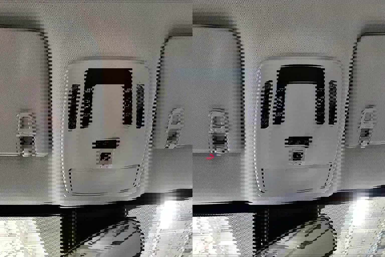 Certified 2022 Toyota Sienna LE image 33