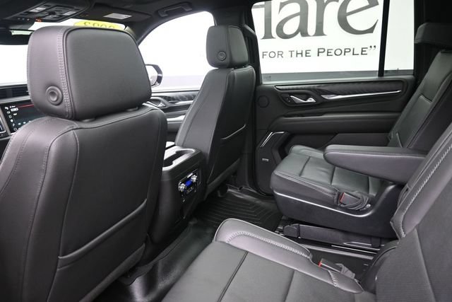 Used 2023 GMC Yukon XL Denali AWD/4WD image 25