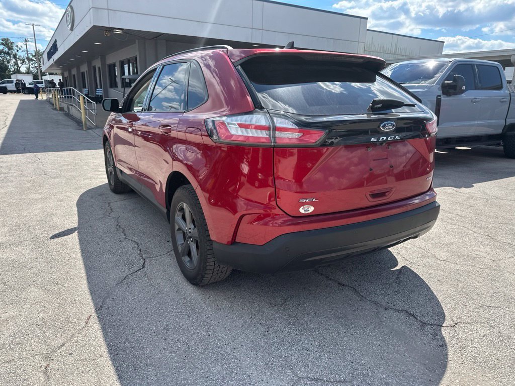 Used 2023 Ford Edge SEL w/ Sport Appearance Package AWD/4WD image 13
