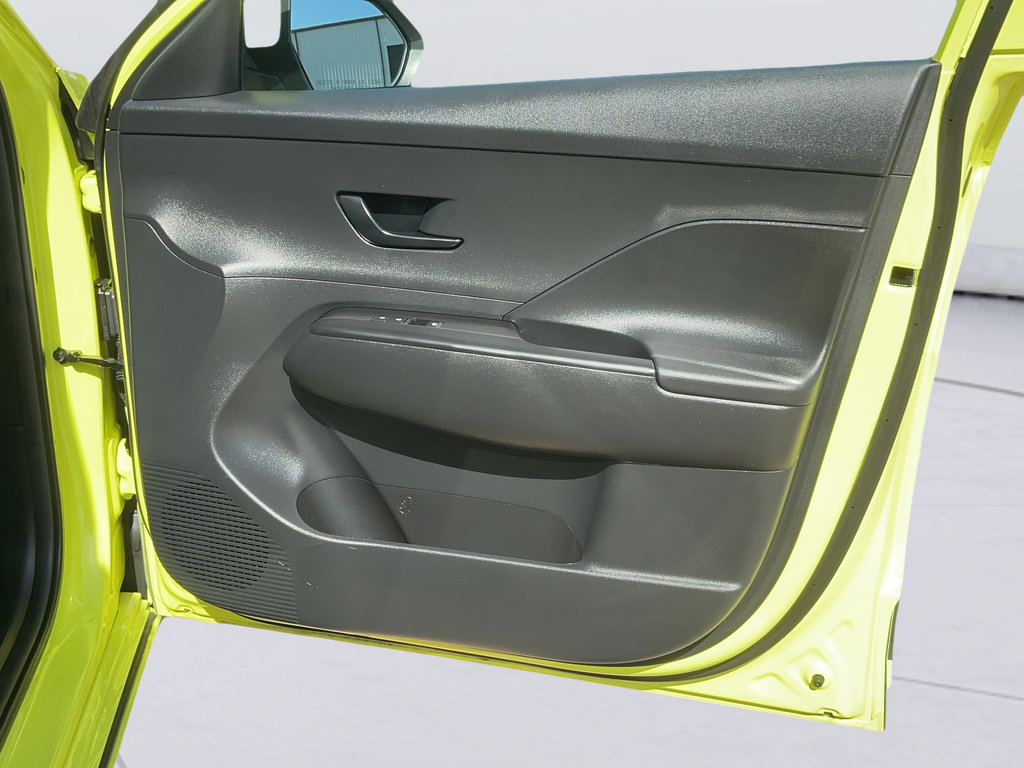 Used 2024 Hyundai Kona SEL FWD image 10