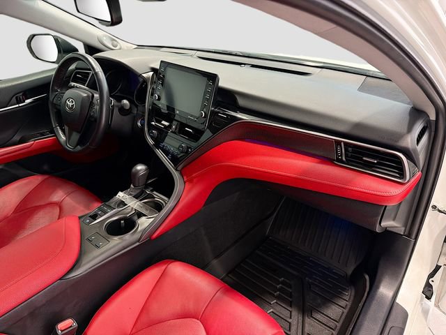 Used 2021 Toyota Camry XSE image 25