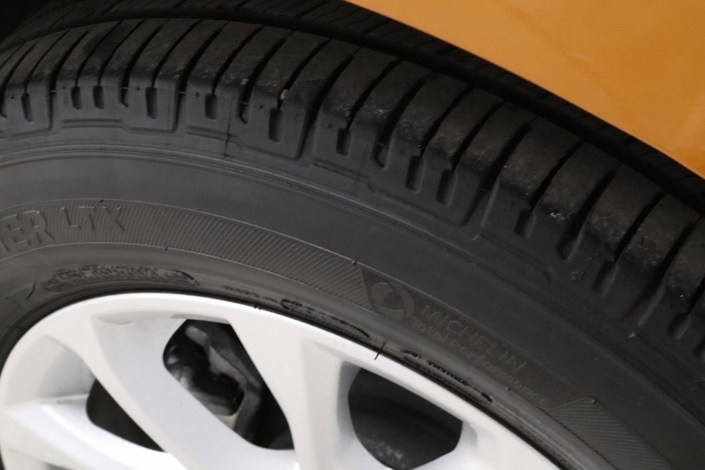 Used 2019 Chevrolet Equinox LT image 20