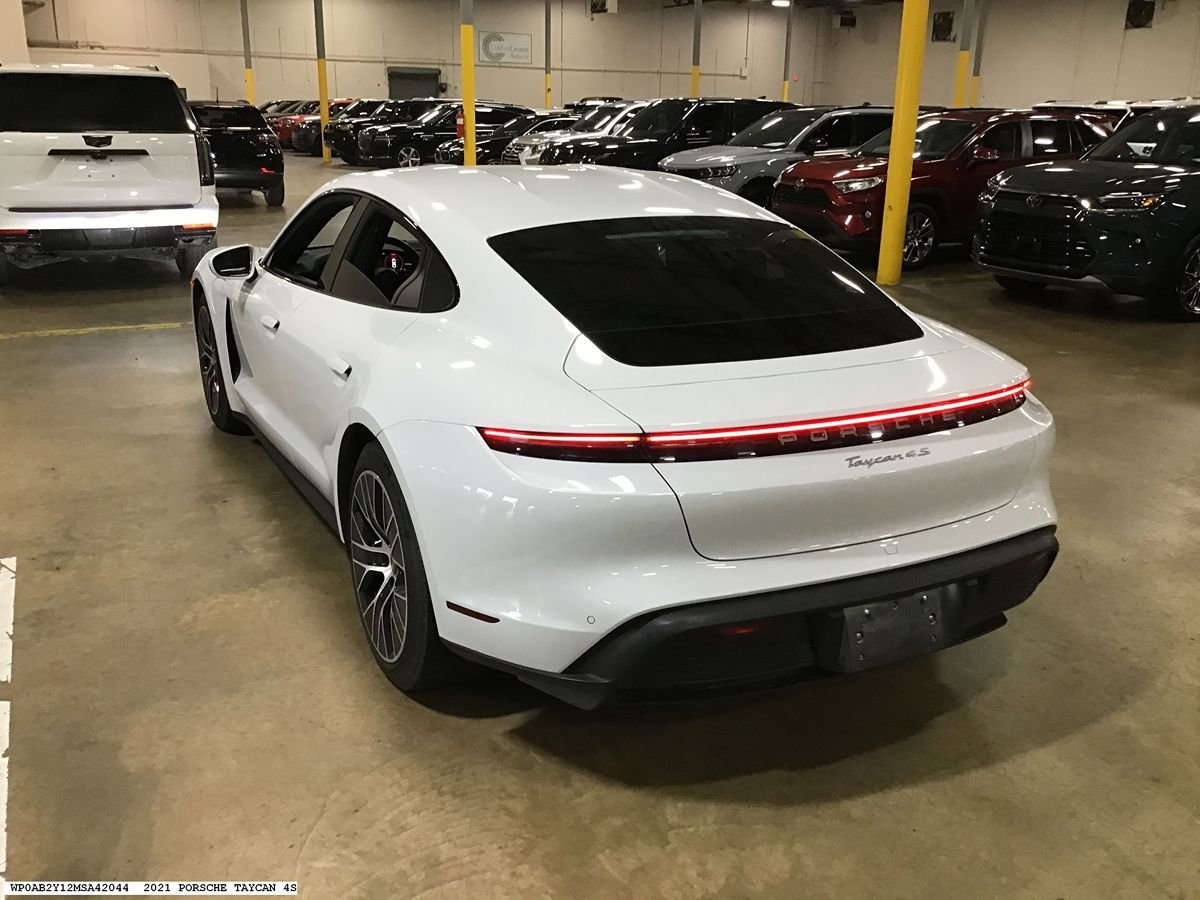 Used 2021 Porsche Taycan 4S AWD/4WD image 4