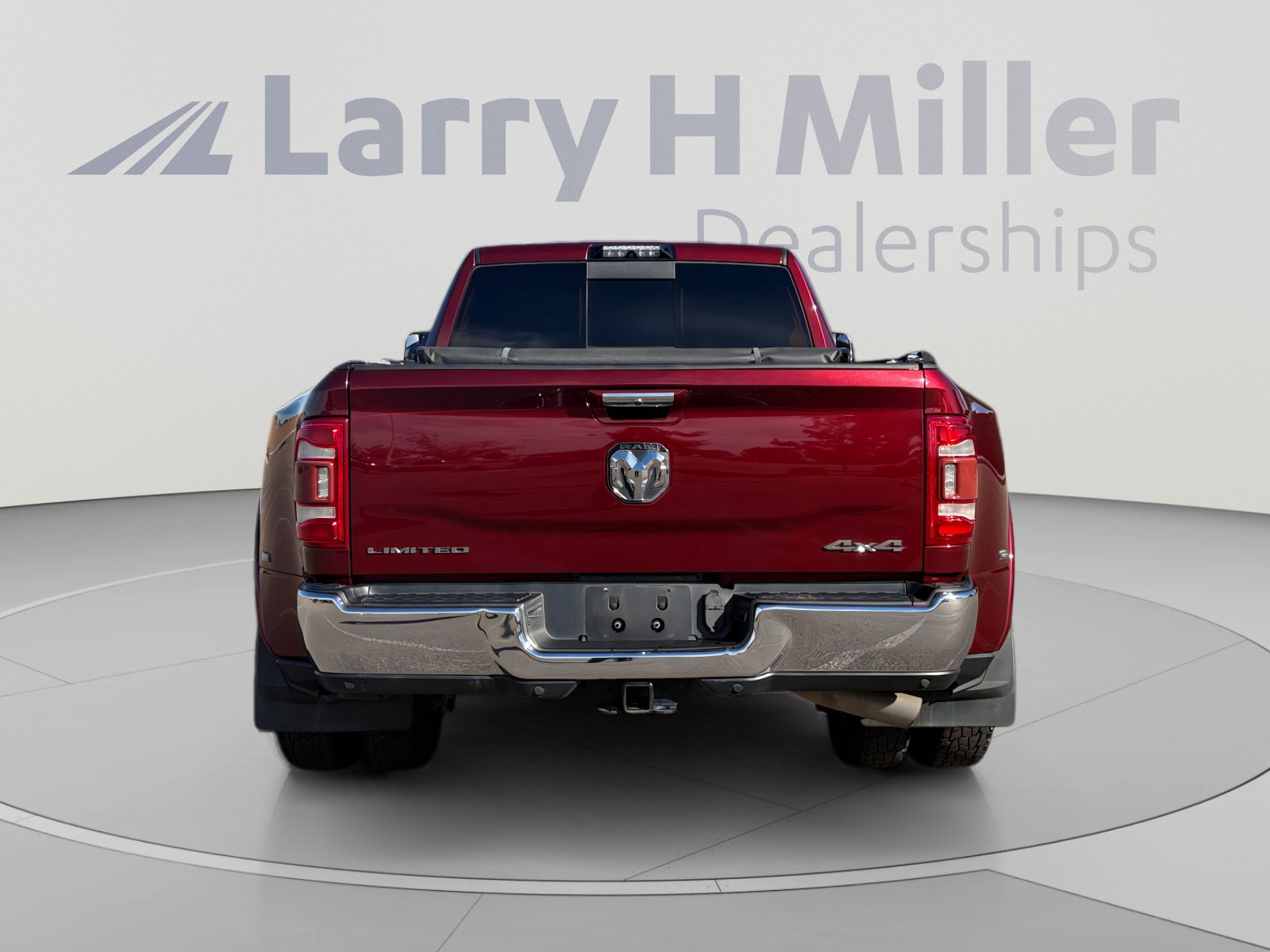 Used 2019 RAM 3500 Limited w/ Max Tow Package AWD/4WD image 5