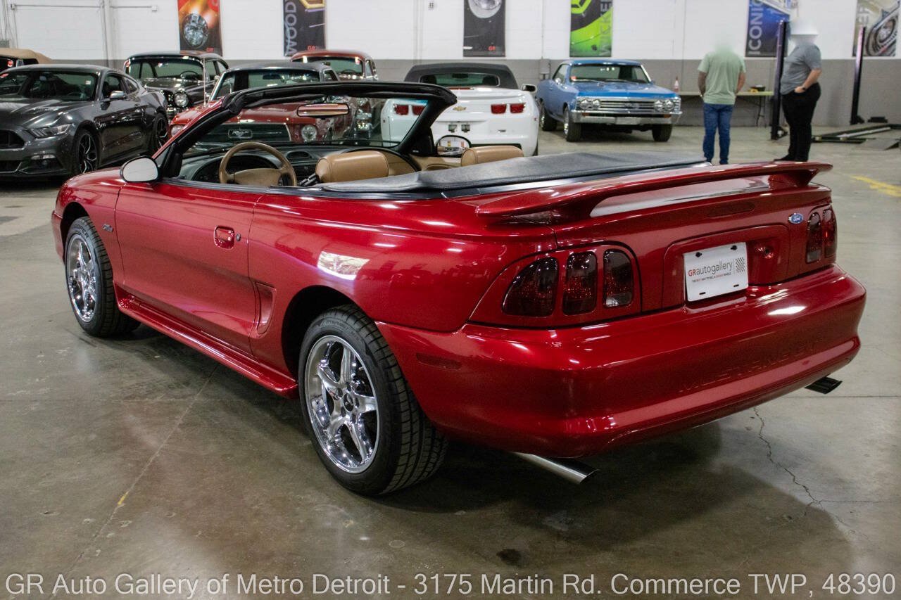 Used 1997 Ford Mustang GT RWD image 5