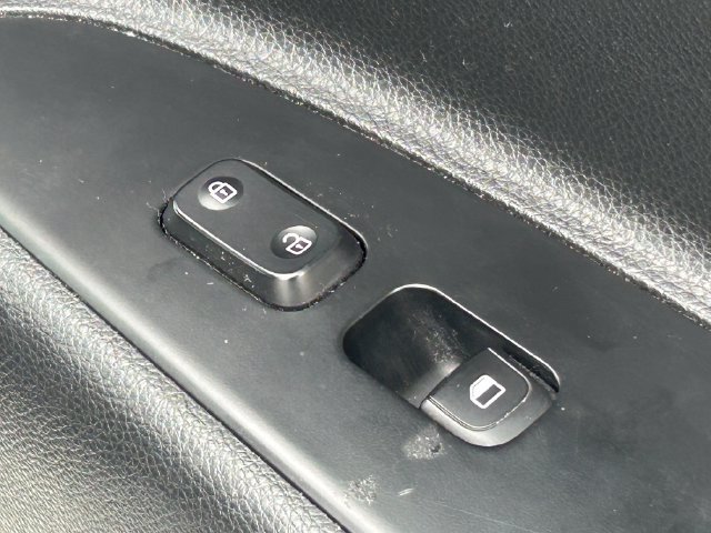 Used 2021 Kia Rio S FWD image 32
