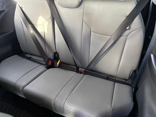 New 2026 Toyota Sienna XLE FWD image 18
