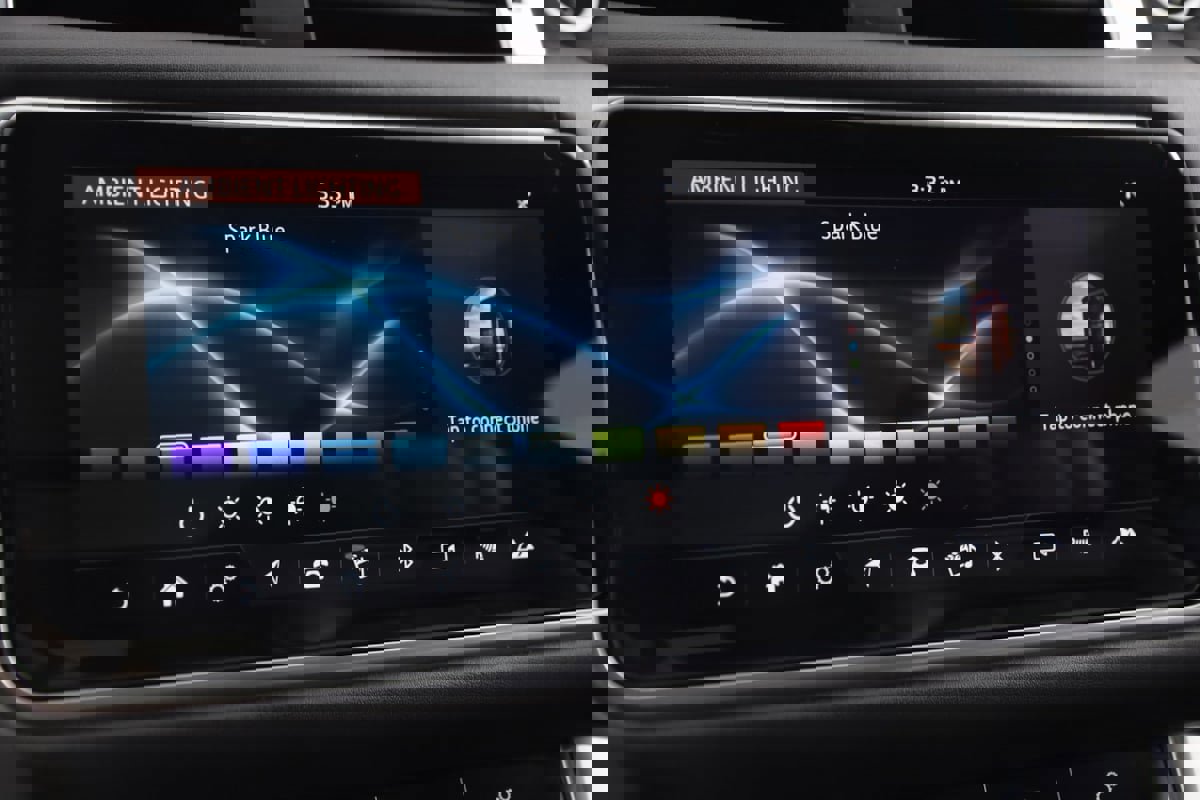 Used 2022 Land Rover Range Rover Sport HST image 36