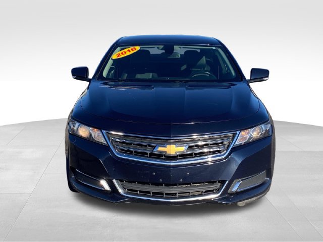 Used 2016 Chevrolet Impala LT w/ Convenience Package FWD image 11