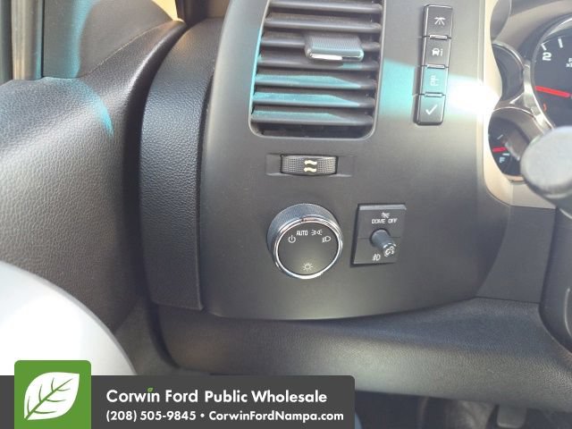 Used 2011 Chevrolet Silverado 1500 LT w/ All-Star Edition AWD/4WD image 26