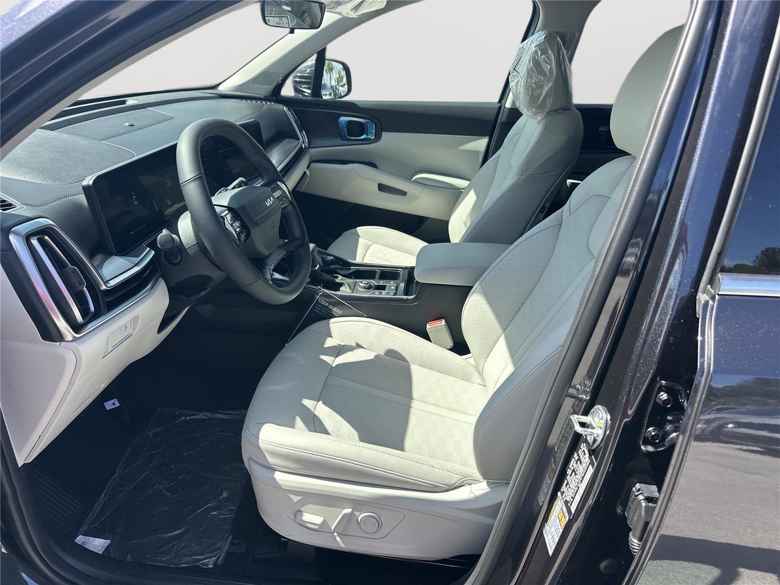 New 2026 Kia Sorento S image 8