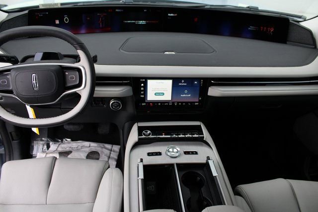 New 2026 Lincoln Navigator Reserve image 51