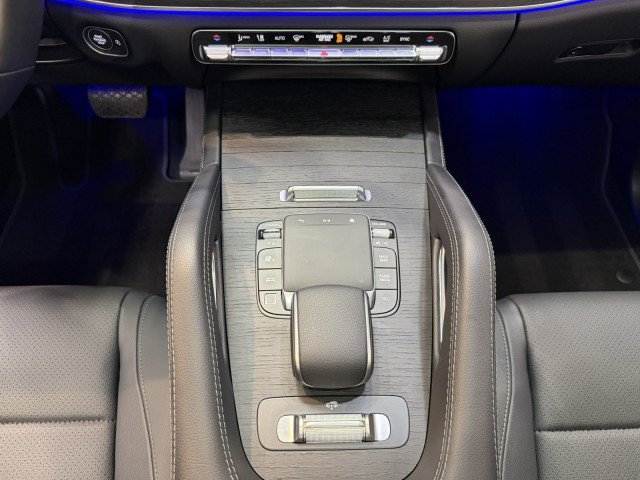 Certified 2025 Mercedes-Benz GLS 450 4MATIC image 49