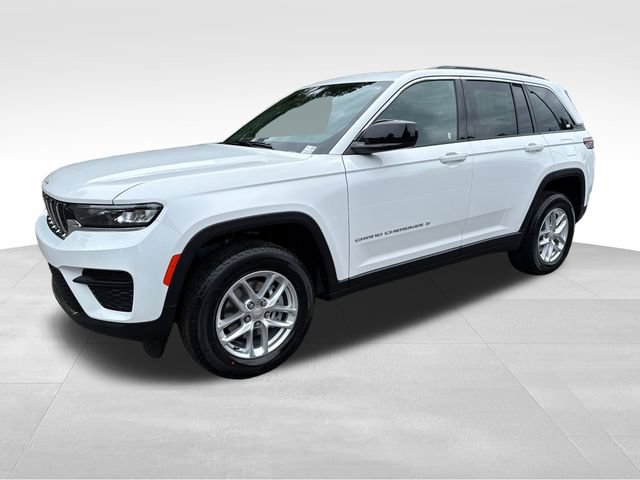 New 2026 Jeep Grand Cherokee Laredo AWD/4WD image 3