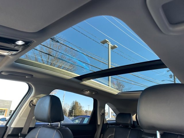 Used 2023 Kia Sorento S w/ Panoramic Sunroof Package image 10