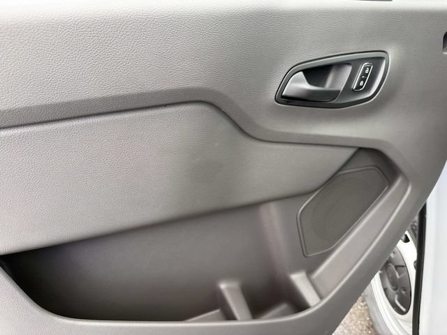 New 2026 Ford Transit 250 148 Medium Roof RWD image 19