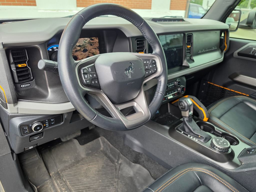 Used 2023 Ford Bronco Badlands AWD/4WD image 4