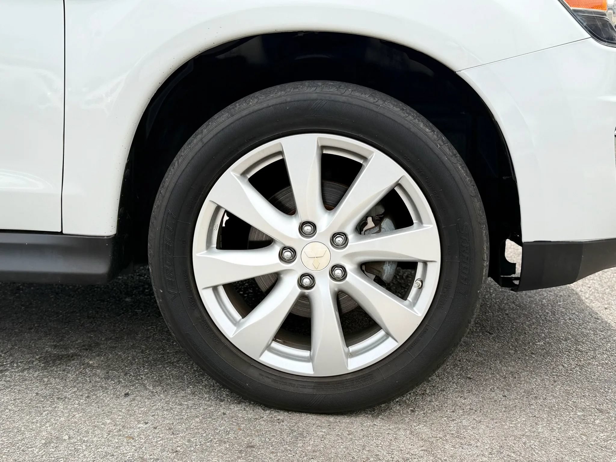 Used 2015 Mitsubishi Outlander Sport ES FWD image 37