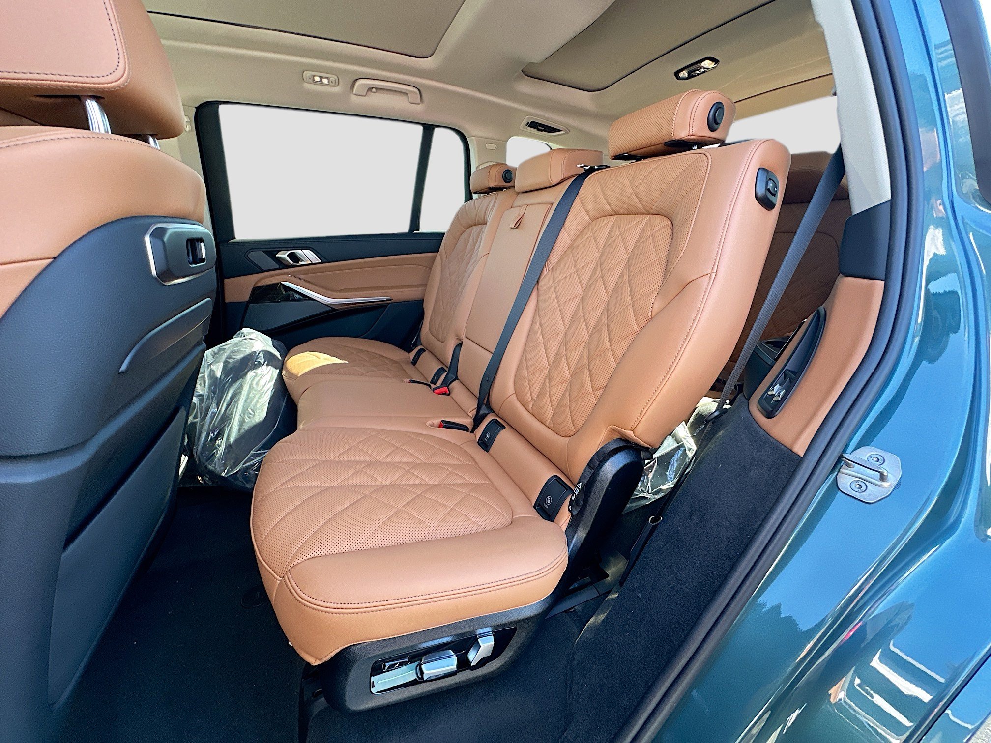 New 2026 BMW X7 xDrive40i w/ Executive Package image 19