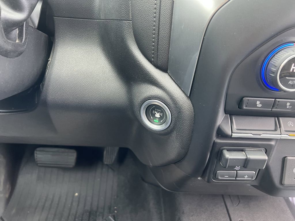 Certified 2021 Chevrolet Silverado 1500 LT AWD/4WD image 27