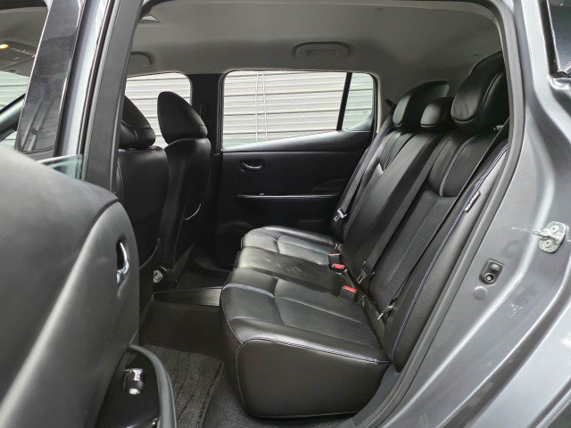 Used 2020 Nissan Leaf SL Plus FWD image 17