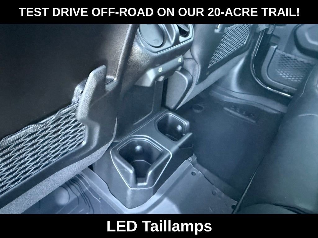 New 2026 Jeep Gladiator Sahara image 26