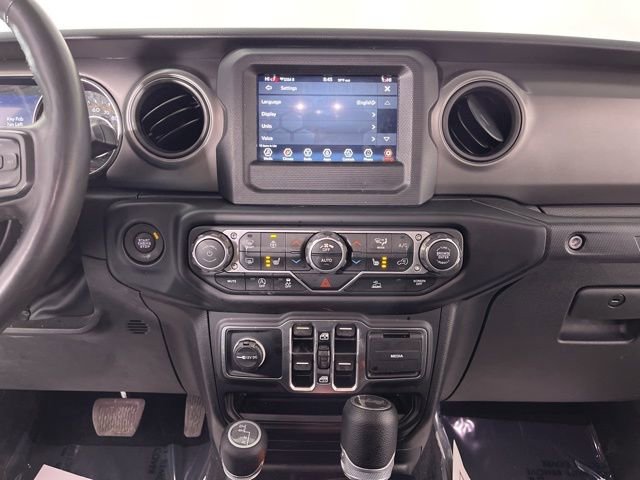 Used 2023 Jeep Wrangler Sport S image 24