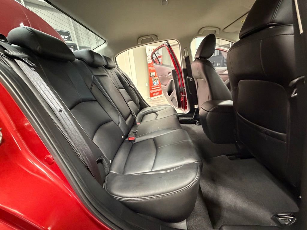 Used 2017 MAZDA MAZDA3 Touring image 43