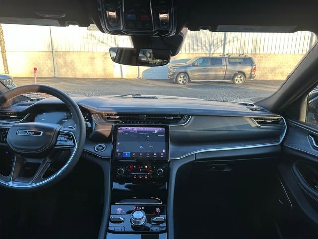 Used 2022 Jeep Grand Cherokee Overland image 27