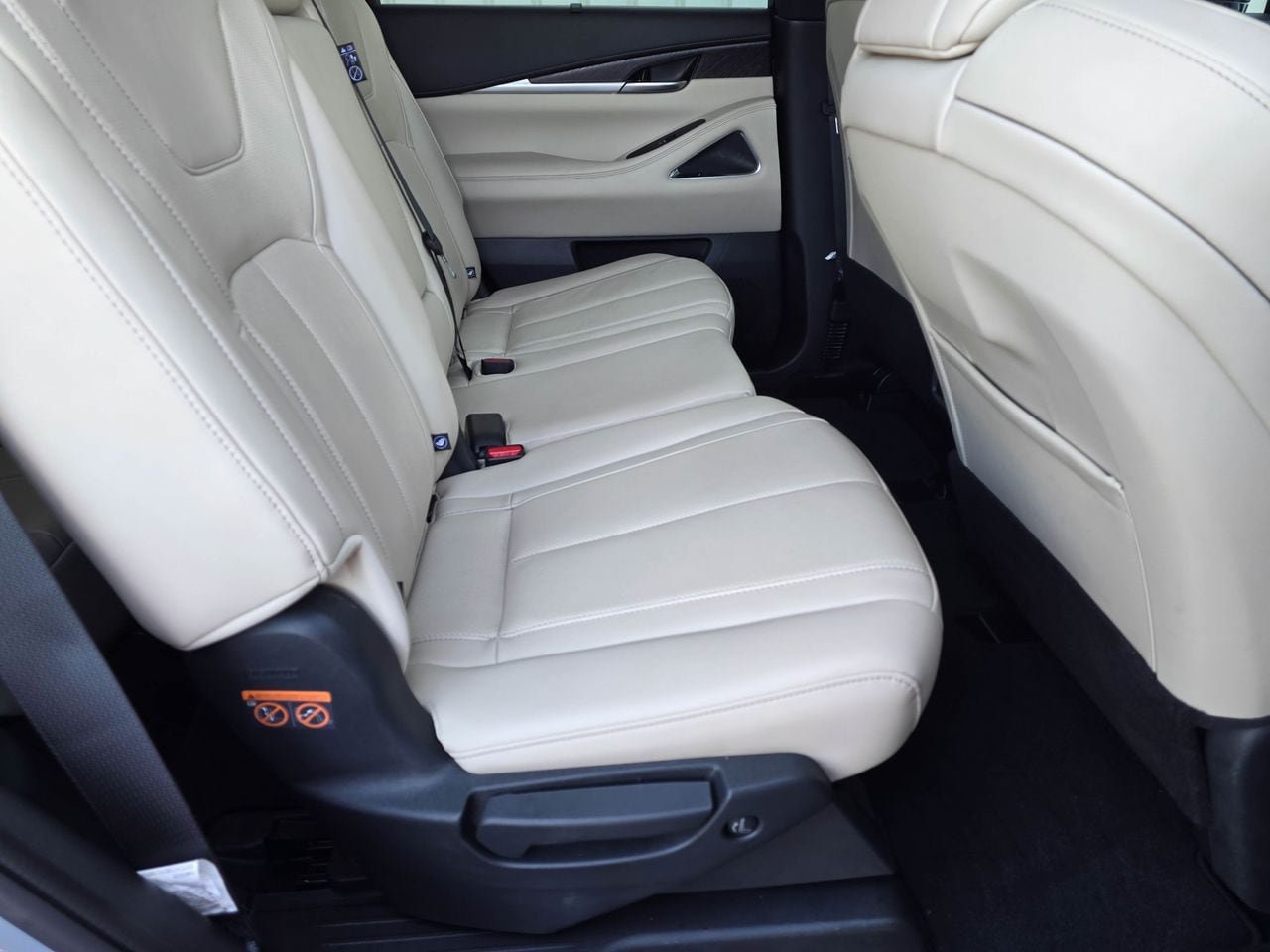 Used 2025 INFINITI QX60 Sensory w/ Vision Package AWD/4WD image 43