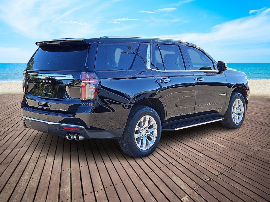 Used 2024 Chevrolet Tahoe Premier AWD/4WD image 4