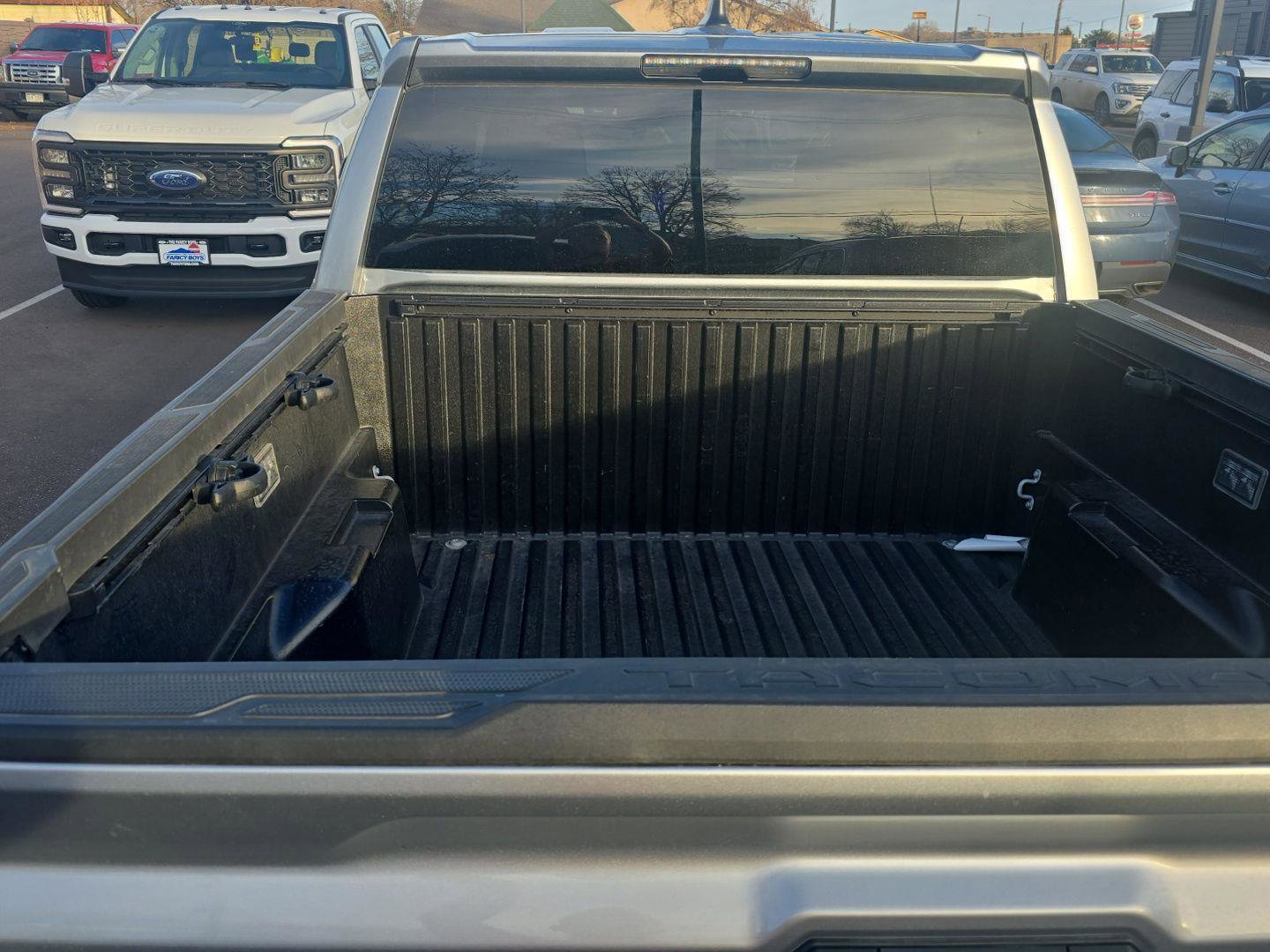 Used 2025 Toyota Tacoma TRD Off-Road image 6