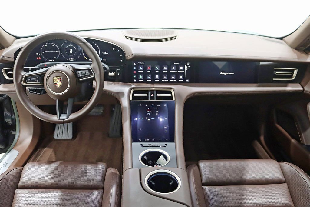 Used 2022 Porsche Taycan 4S image 14
