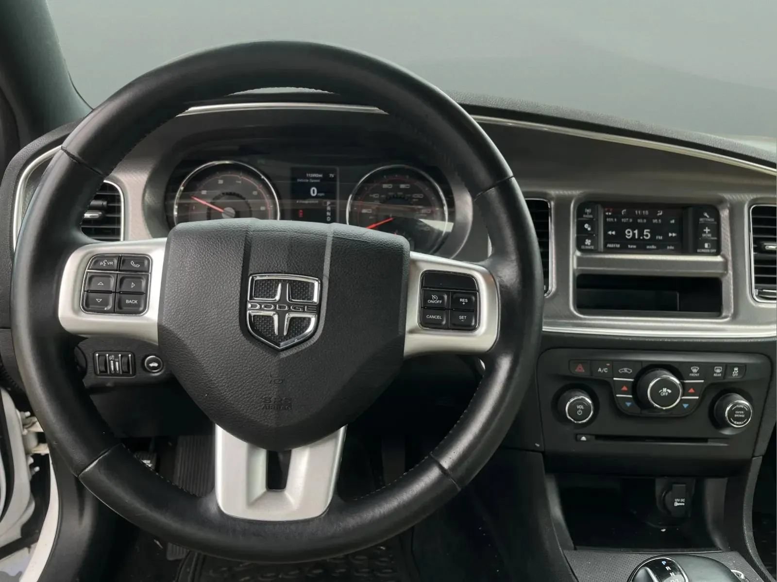 Used 2014 Dodge Charger SE w/ Sport Appearance Group RWD image 9
