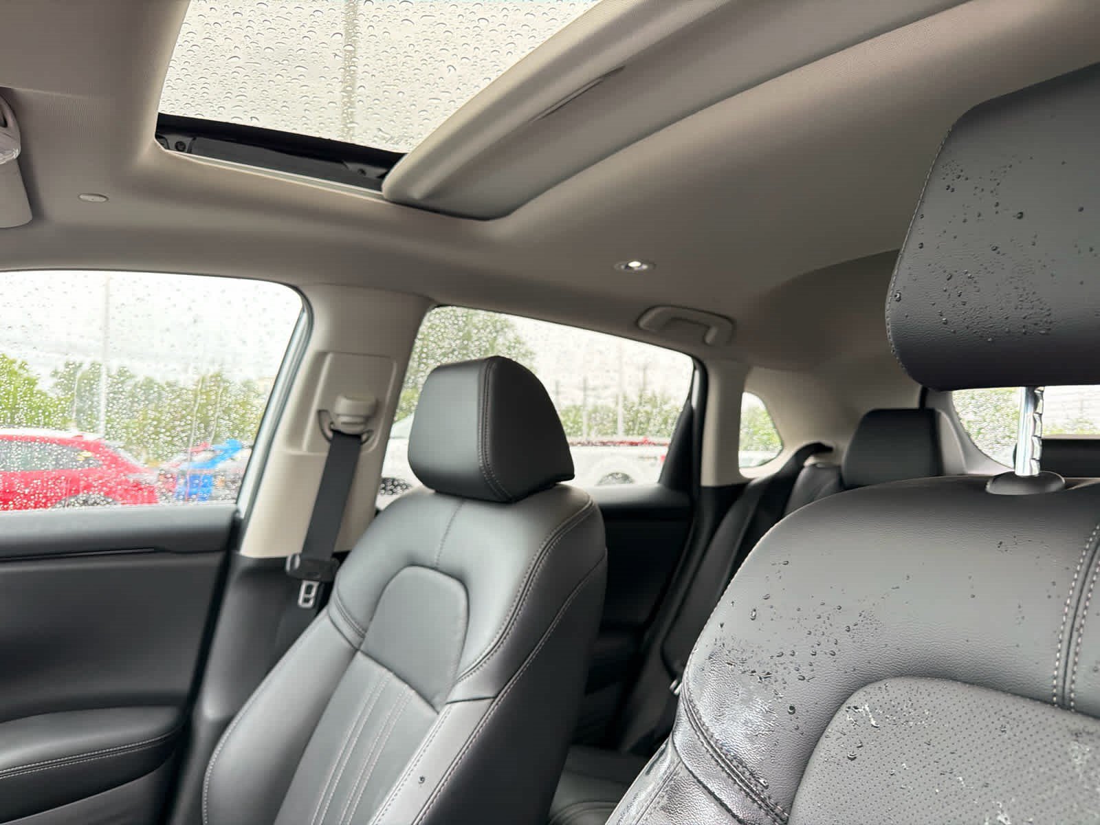 Used 2024 Honda HR-V EX-L image 5