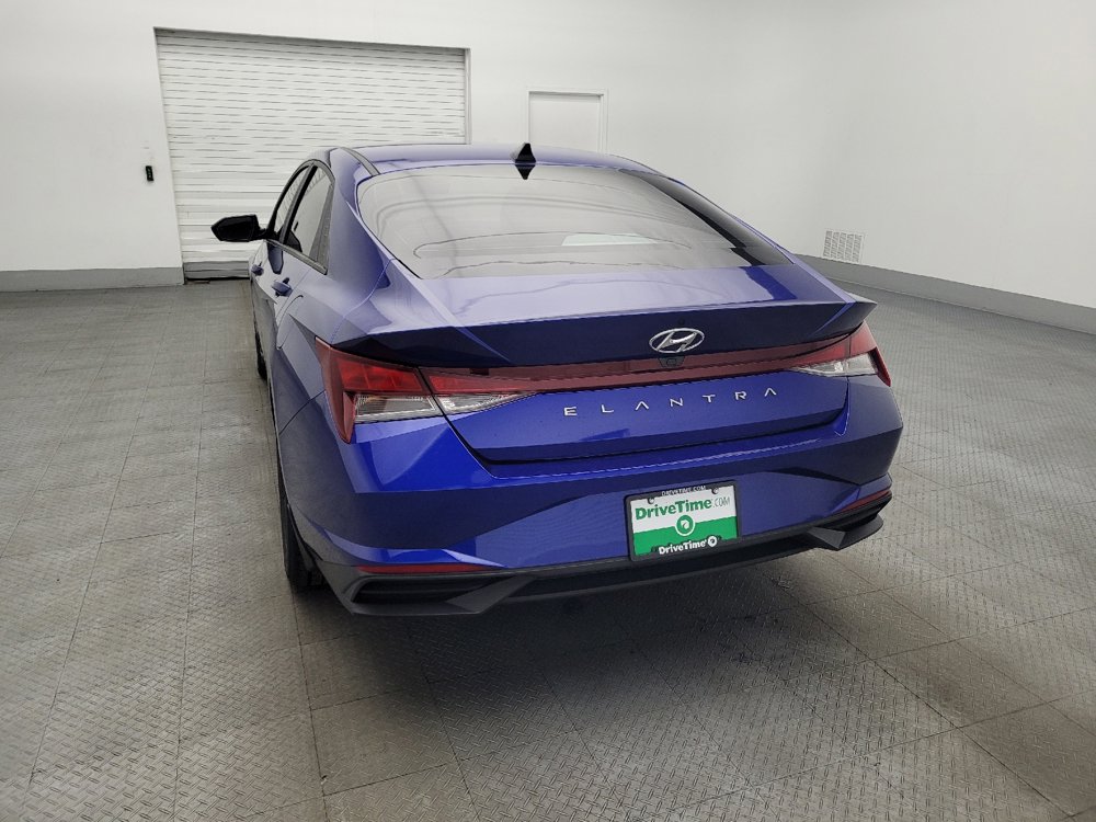 Used 2023 Hyundai Elantra SEL image 6