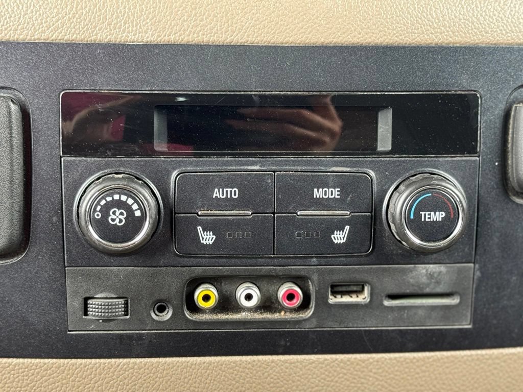 Used 2015 Chevrolet Tahoe LTZ AWD/4WD image 27