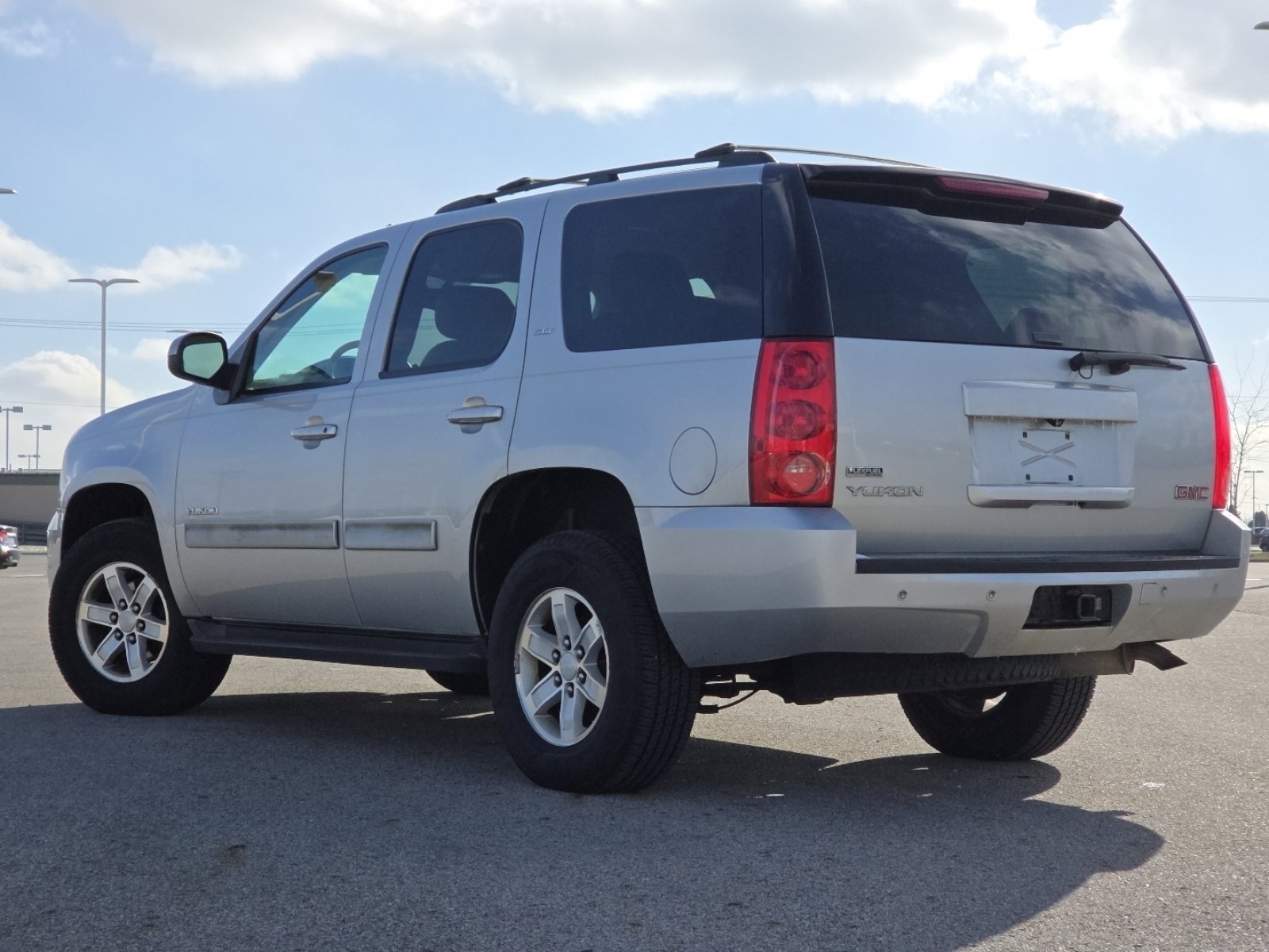 Used 2012 GMC Yukon SLT w/ SLT-2 Equipment Package image 14