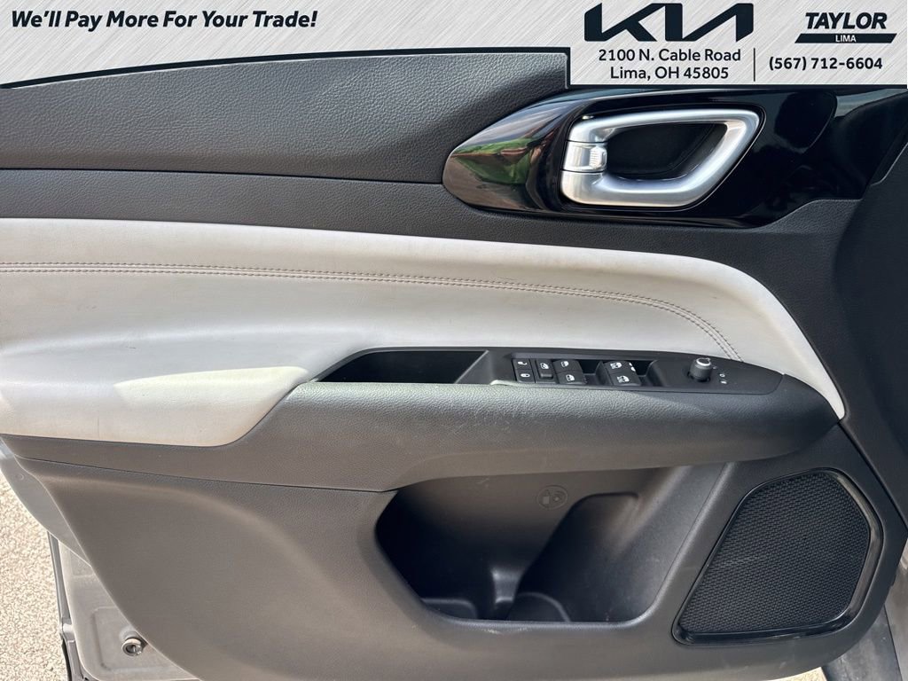 Used 2022 Jeep Compass Limited image 25